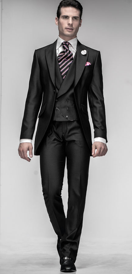 ONGala 490 - Traje para novio gris antracita modelo semilevita