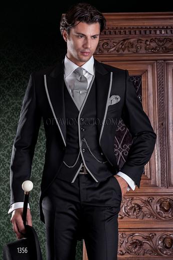 ONGala 1356 - Traje de novio moderno negro con chaleco y perfiles gris