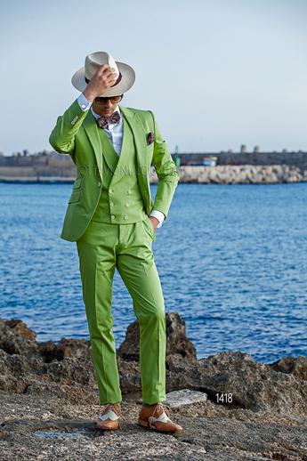 ONGala 1418 - Traje de novio hipster verde con chaleco cruzado