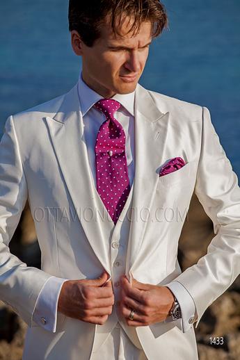 ONGala 1433 - Traje de novio blanco shantung de seda con chaleco al tono