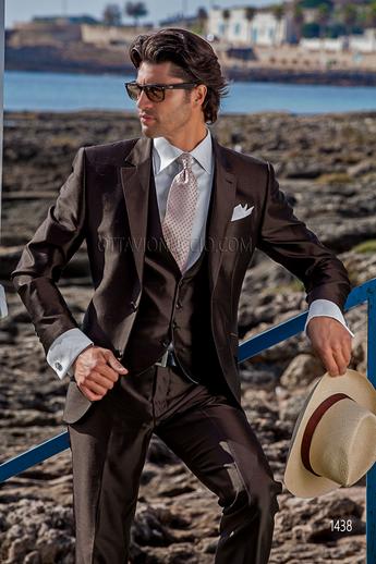 Colorful hipster suits for summer weddings. Fashion Color collection