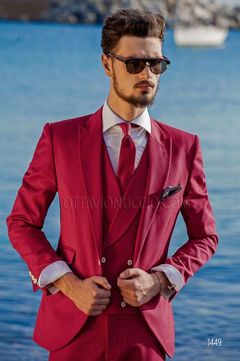 ONGala 1449 - Traje de novio hipster fucsia con chaleco cruzado