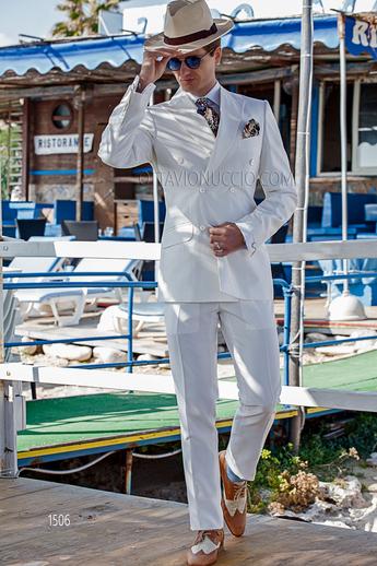 ONGala 1506 - Traje de novio cruzado blanco en shantung de seda