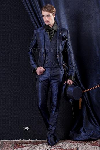 Barocco suits, embroidered suits and redingote. Barocco collection
