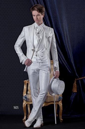 ONGala 1605 - Traje de novio barroco redingote damascado blanco