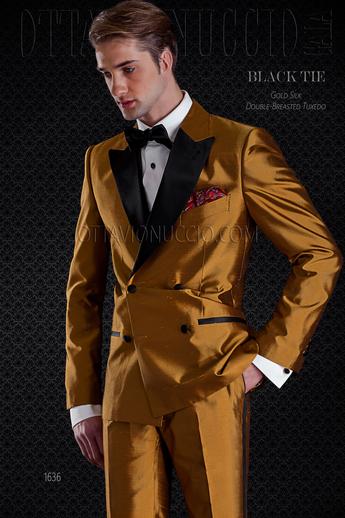 ONGala 1636 - Traje de novio cruzado dorado shantung