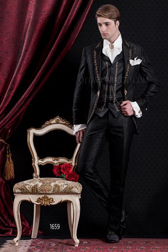 ONGala 1659 - Traje de novio redingote damascado negro con bordado oro