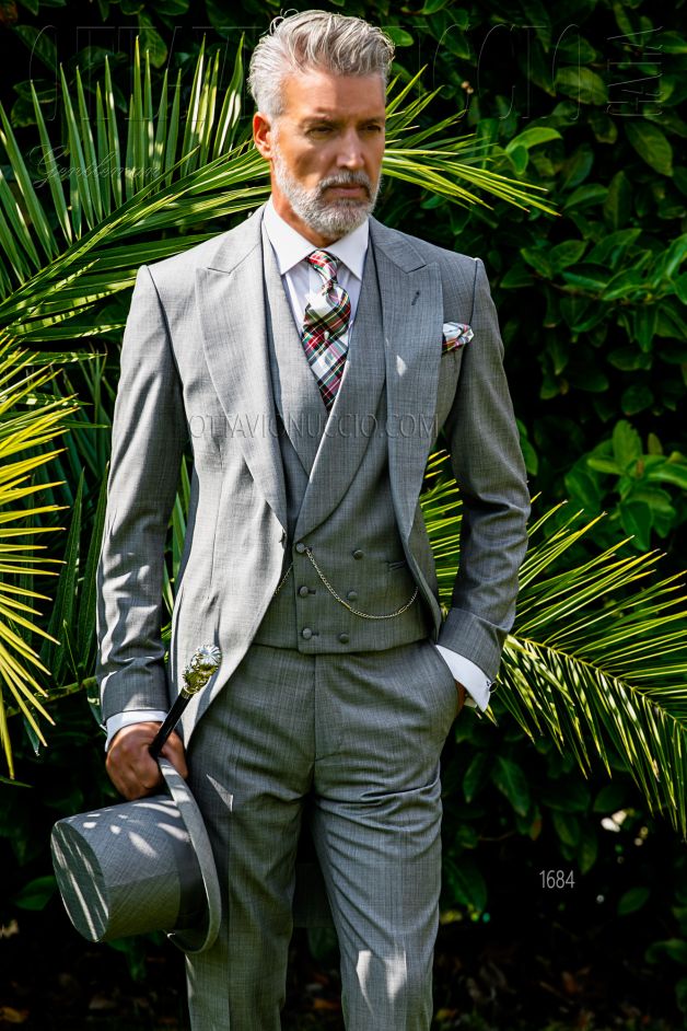 ONGala 1684 - Three piece sharkskin gray morning coat