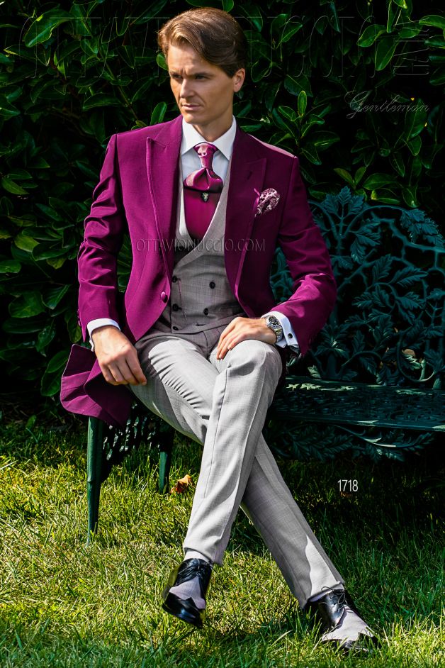 ONGala 1718 - Maroon and gray peak lapel morning coat