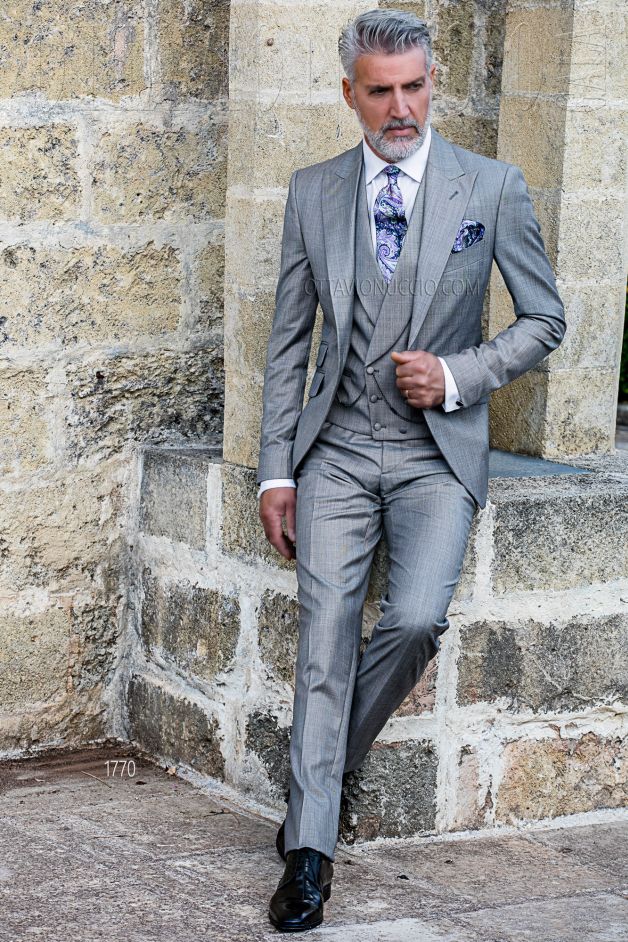ONGala 1770 - Sharkskin light gray peak lapel wedding suit