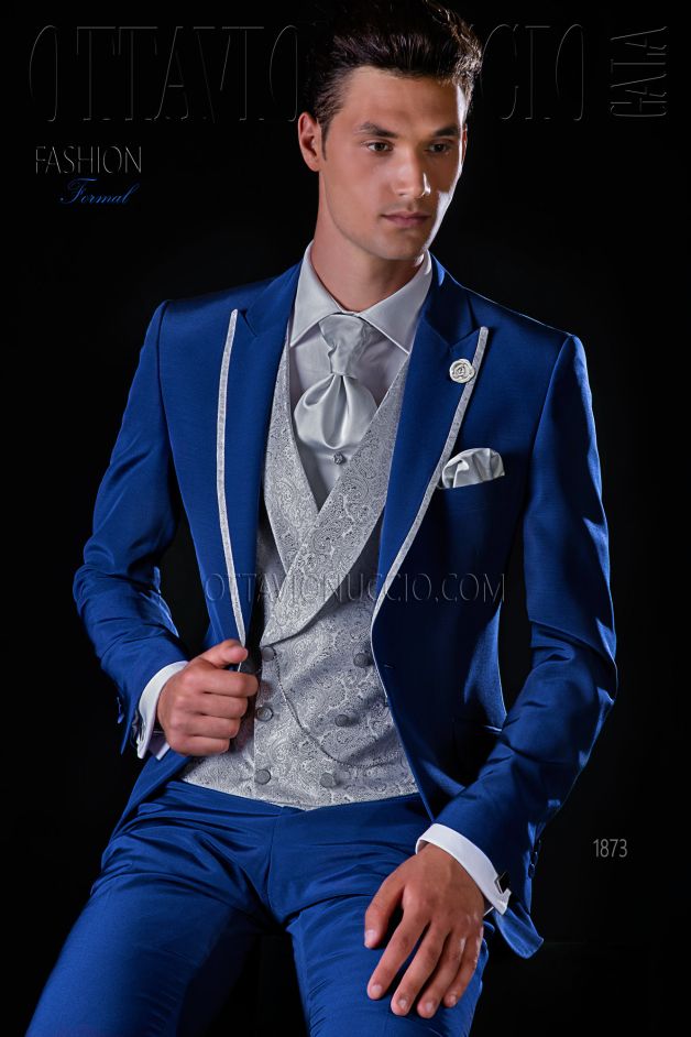 ONGala 1873 - Traje de novio azul royal con contrastes gris perla