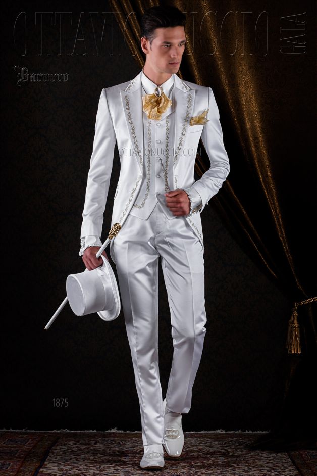 ONGala 1875 - Traje de novio barroco blanco con bordado oro de raso