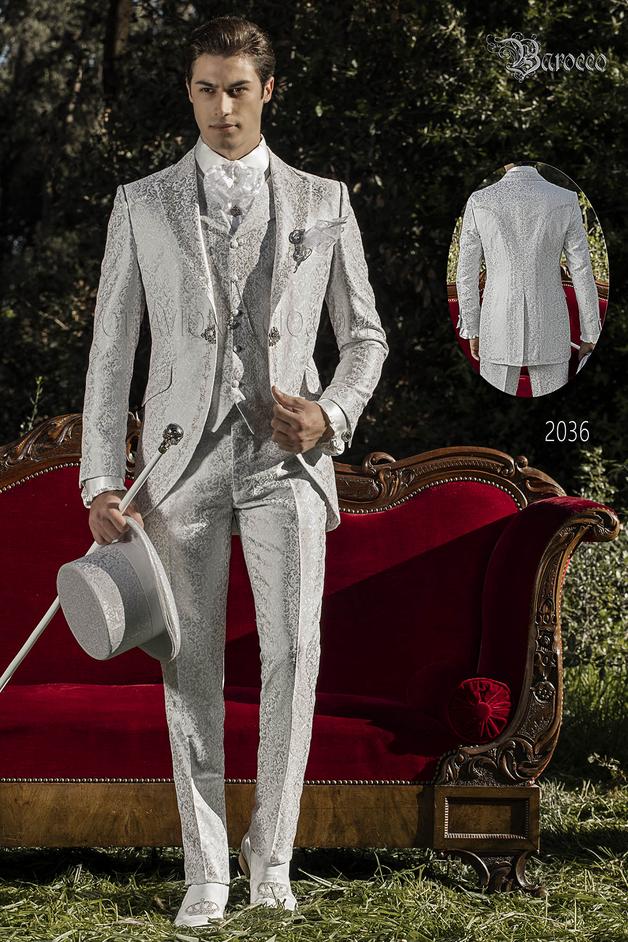ONGala 2036 - Traje italiano barroco de novio en tejido jacquard gris perla con bordados plateados 
