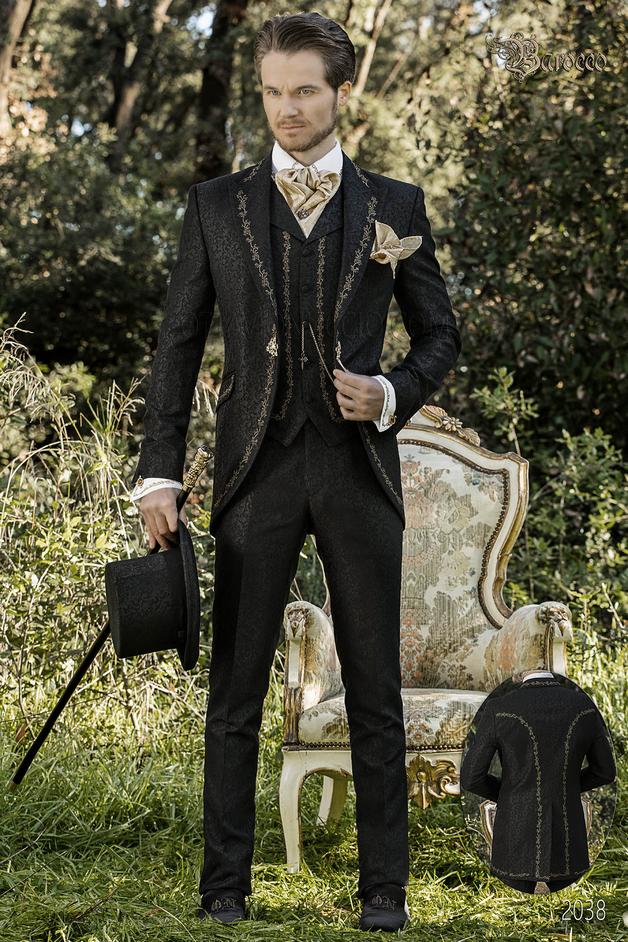 ONGala 2038 - Traje de hombre novio barroco brocado negro con bordados dorados y broche de cristal