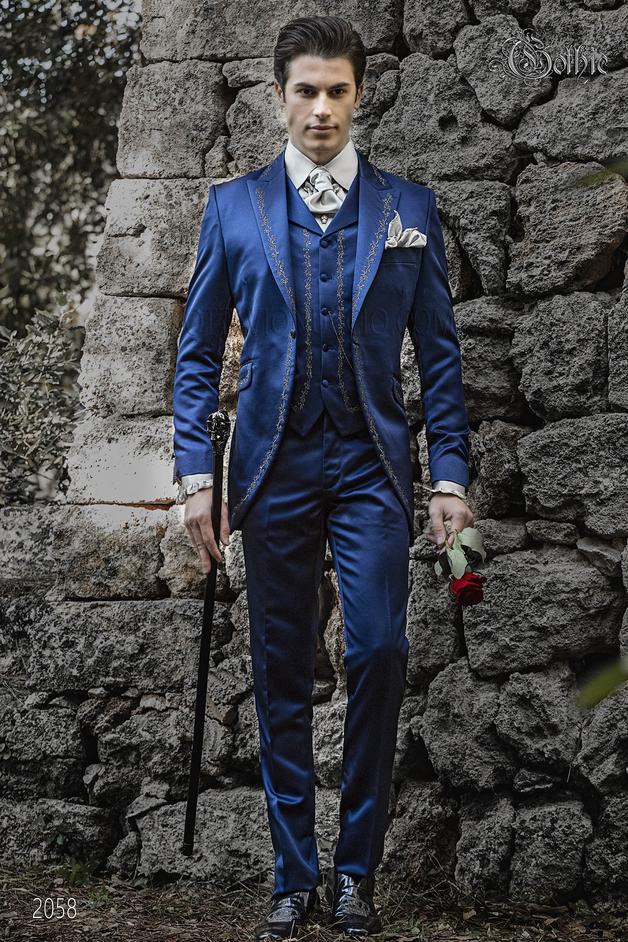 ONGala 2058 - Traje de novio Gótico raso azul, levita redingote con bordados plateados