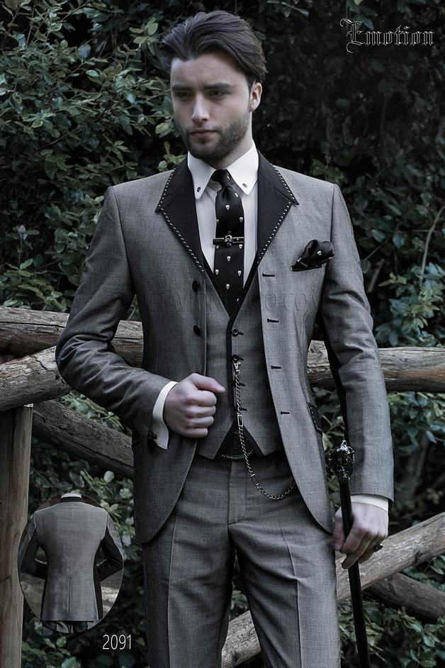 ONGala 2091 - Italian hipster suit in gray with metal application on lapel