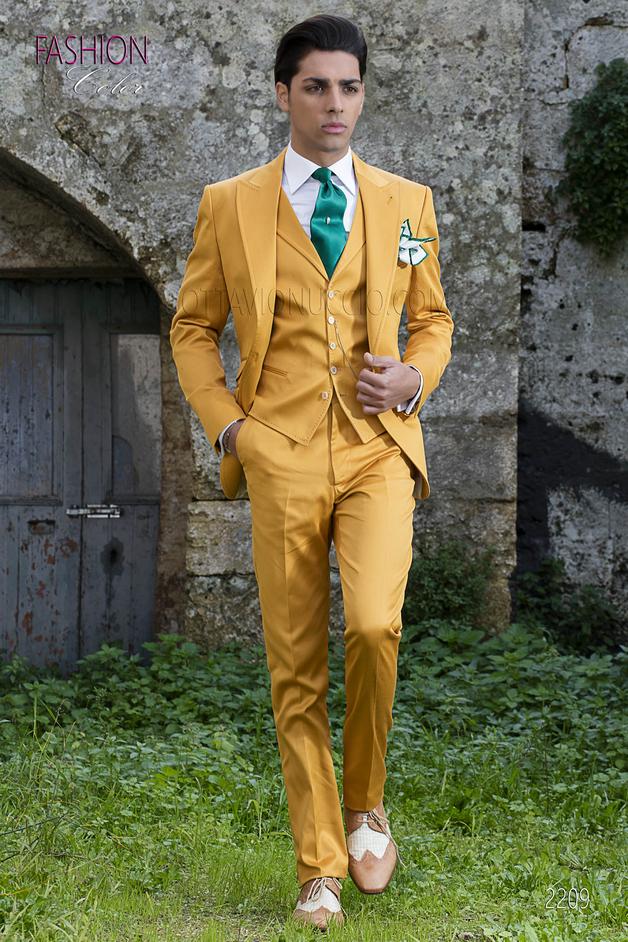 ONGala 2209 - Traje vintage amarillo en raso de algodón