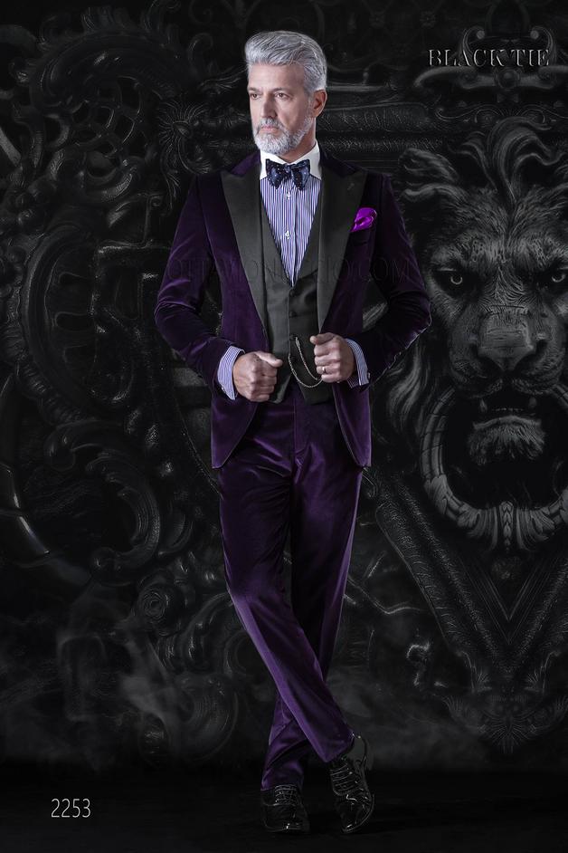 ONGala 2253 - Esmoquin terciopelo morado con solapa de raso