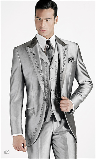 ONGala 823 - Traje de novio bordado gris plata